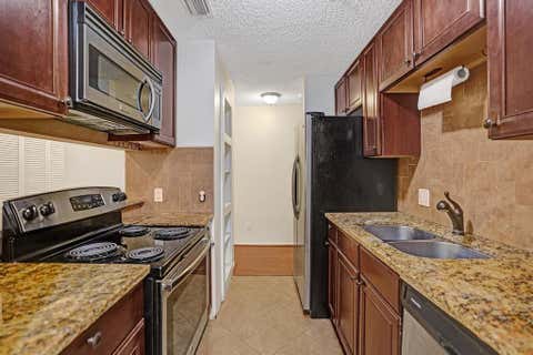 Tiny photo for 2301 N Congress Avenue #27, Boynton Beach, FL 33436 (MLS # B26054079)