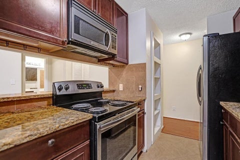 Tiny photo for 2301 N Congress Avenue #27, Boynton Beach, FL 33436 (MLS # B26054079)