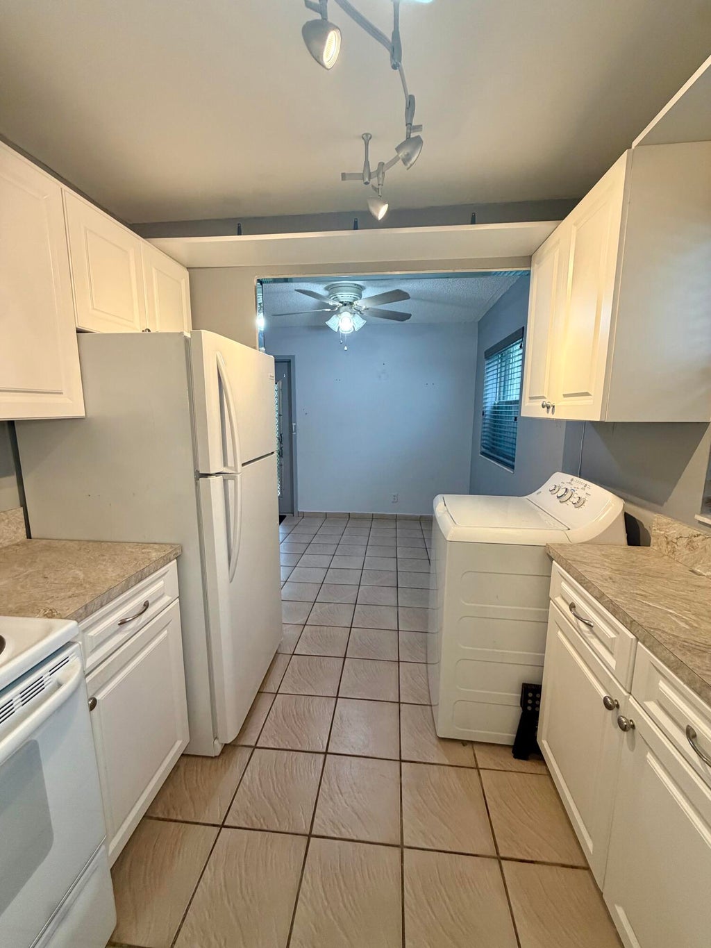 Photo of 688 SAXONY O Way, Delray Beach, FL 33446 (MLS # B26079609)