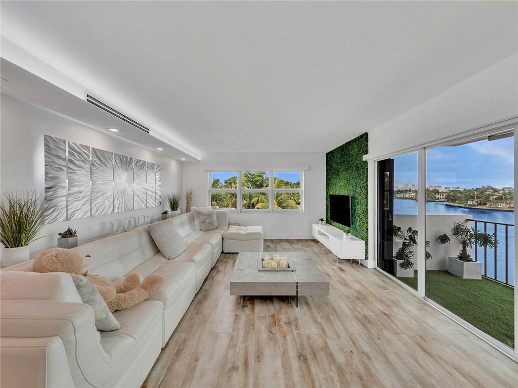 RIVERS BEND - Residential