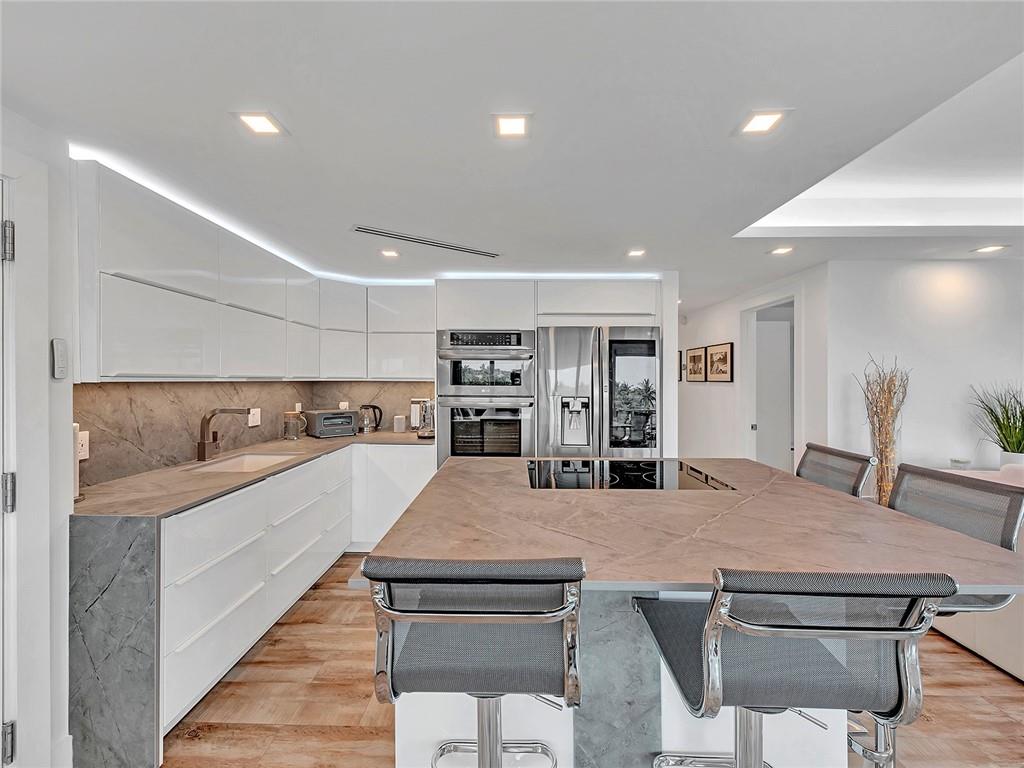 RIVERS BEND - Residential