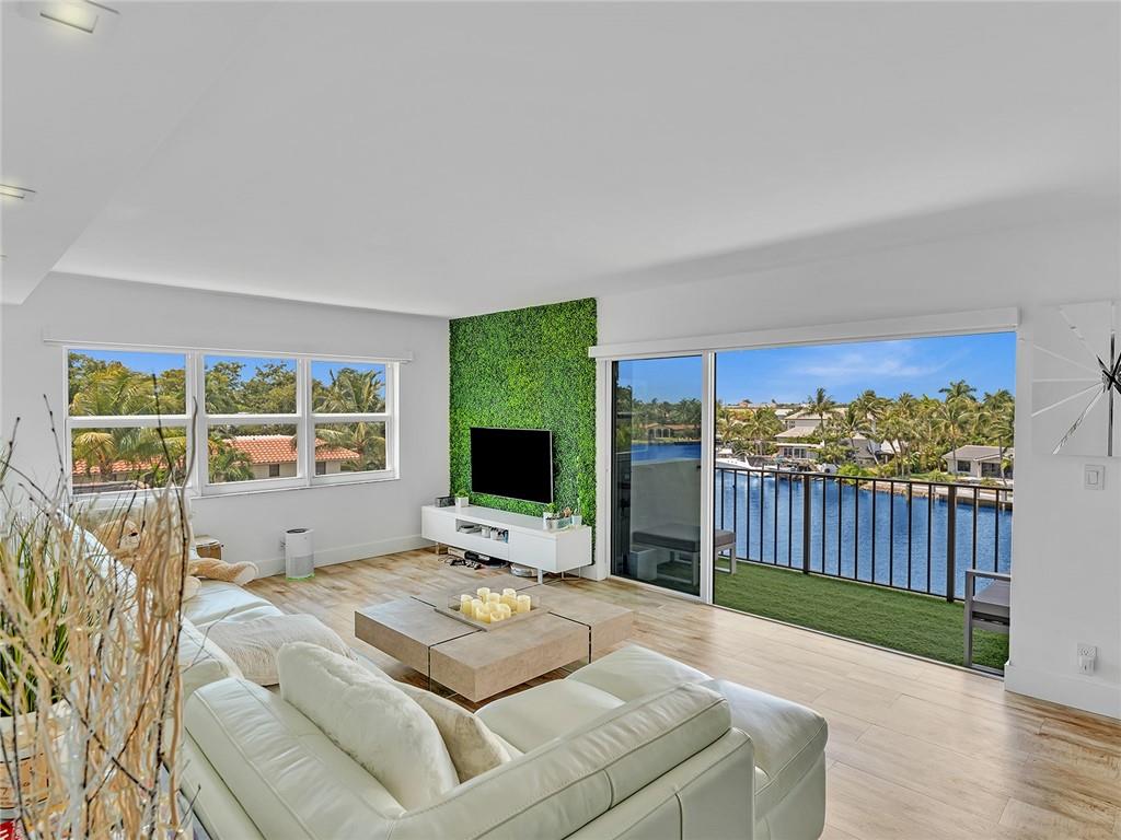 RIVERS BEND - Residential