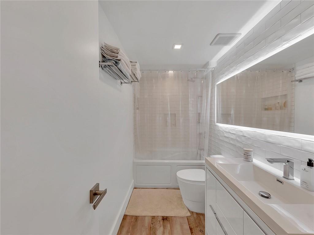 RIVERS BEND - Residential