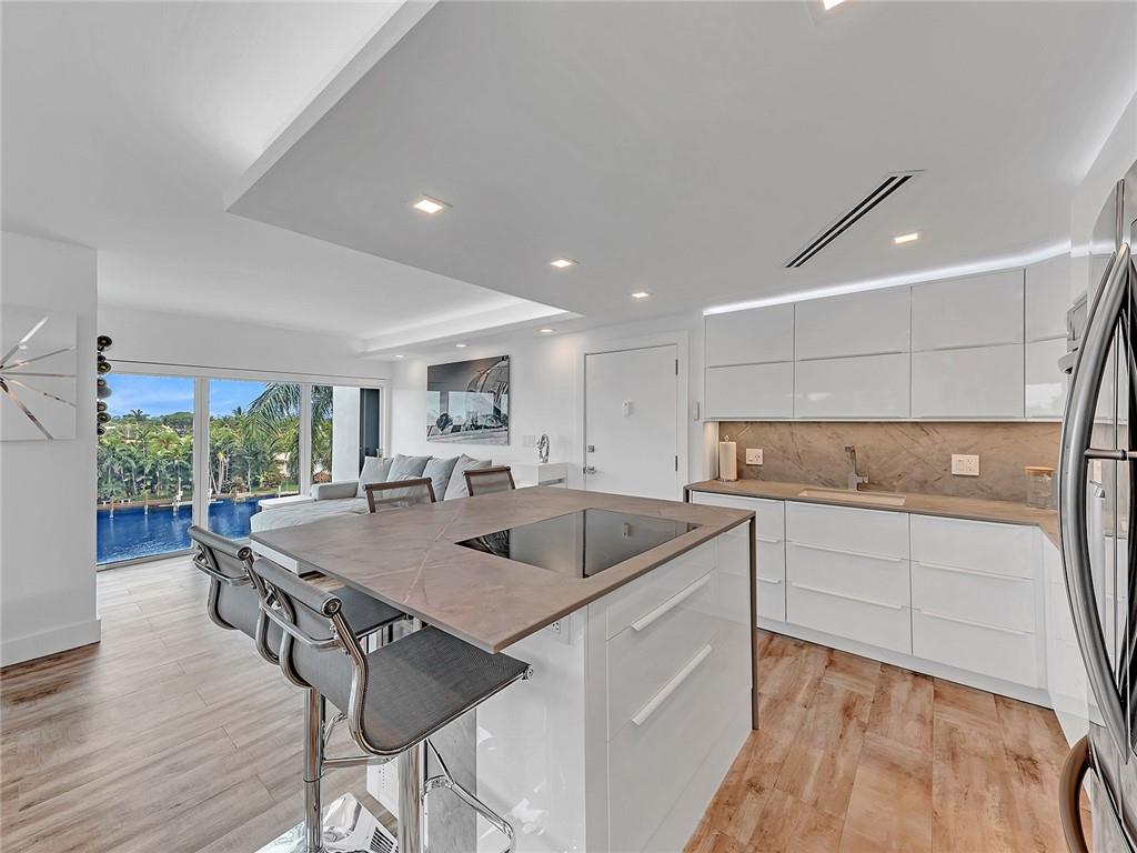 RIVERS BEND - Residential