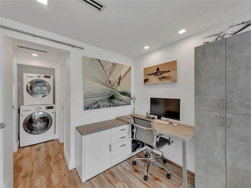 RIVERS BEND - Residential