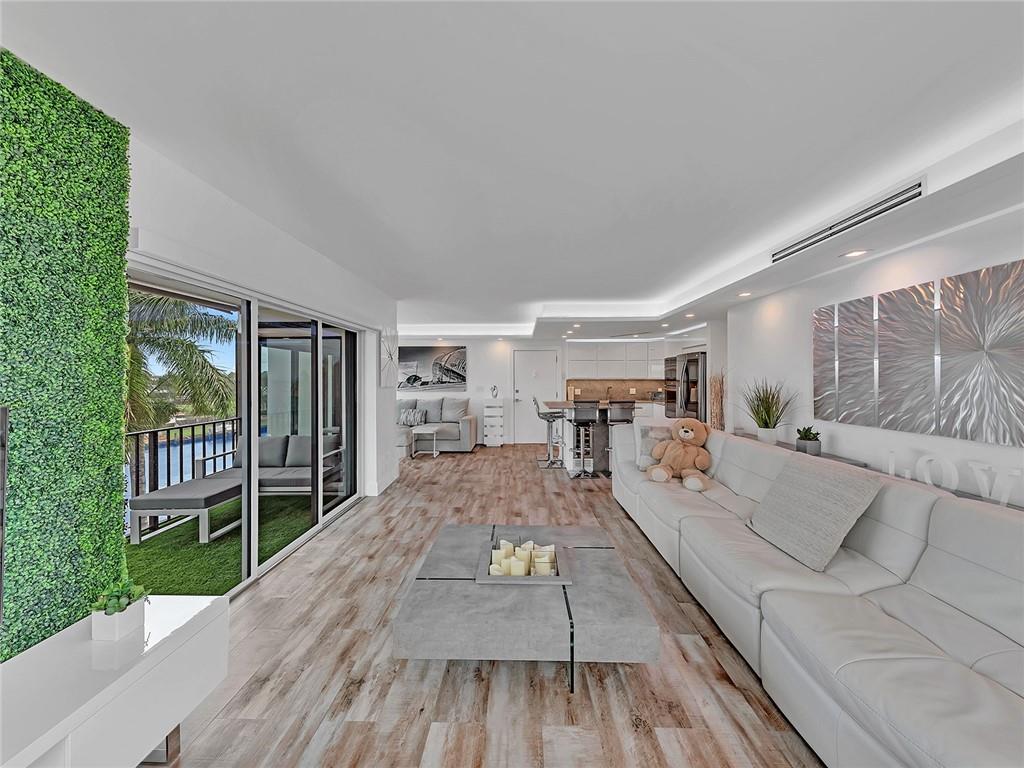 RIVERS BEND - Residential