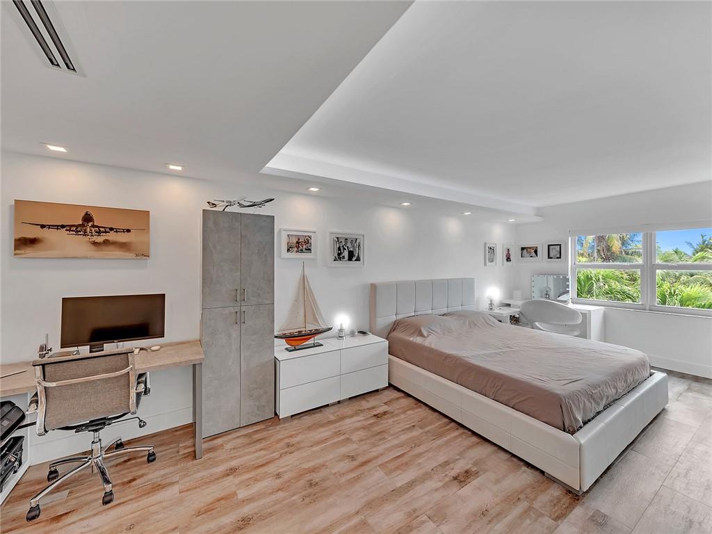 RIVERS BEND - Residential