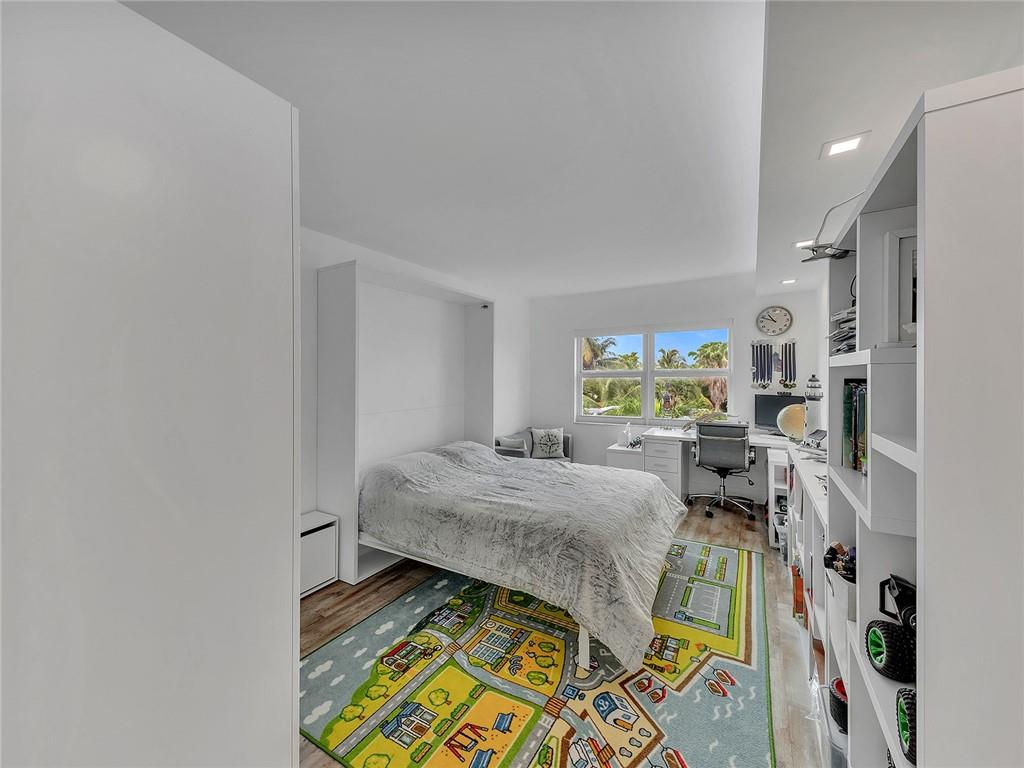 RIVERS BEND - Residential