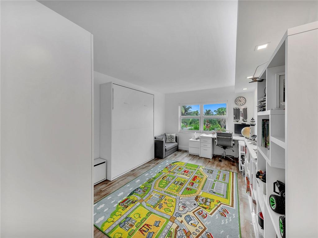 RIVERS BEND - Residential