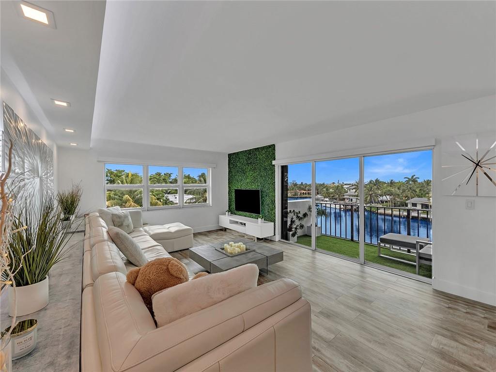 RIVERS BEND - Residential