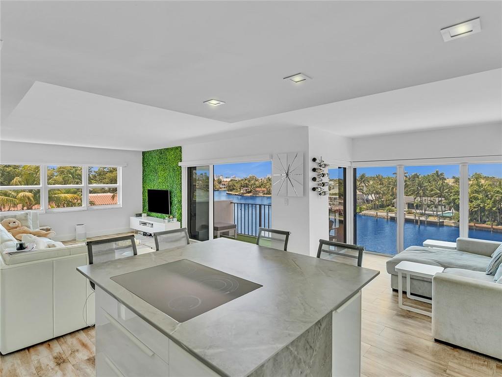 RIVERS BEND - Residential