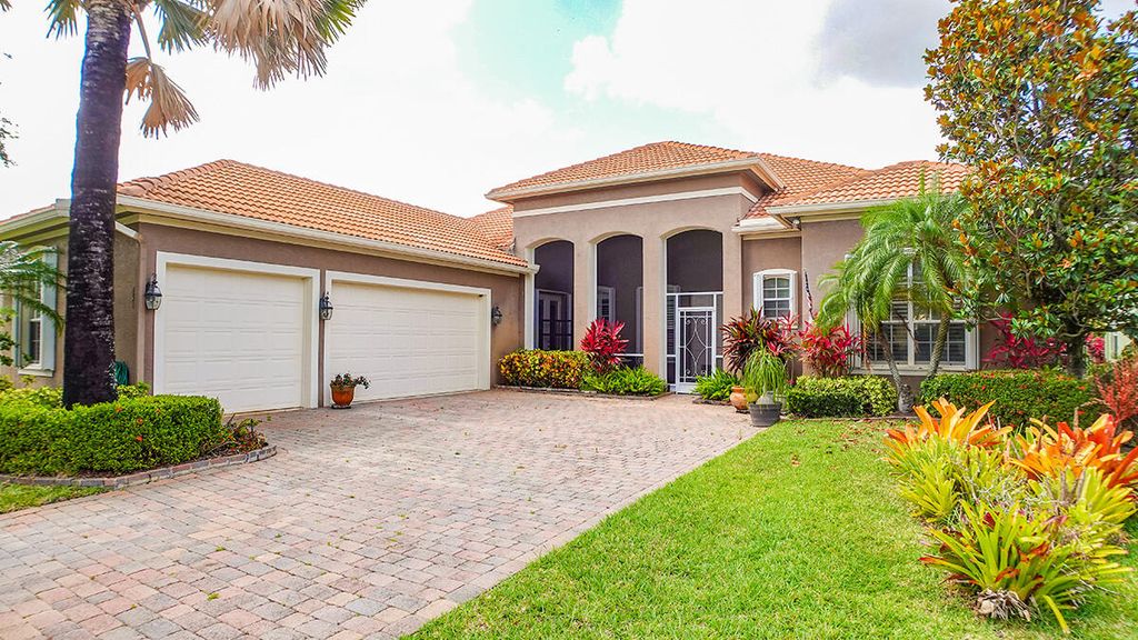 Photo of 450 NW Dover Court Ct, Port St Lucie, FL 34983 (MLS # R10797456)