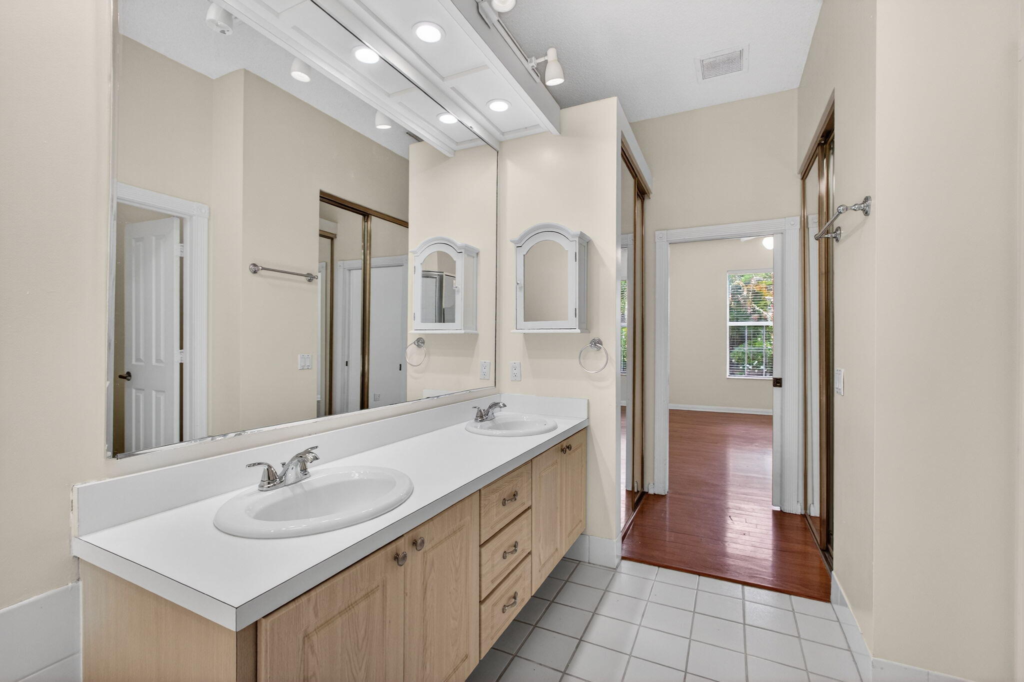 GARDEN OAKS 1 - Residential