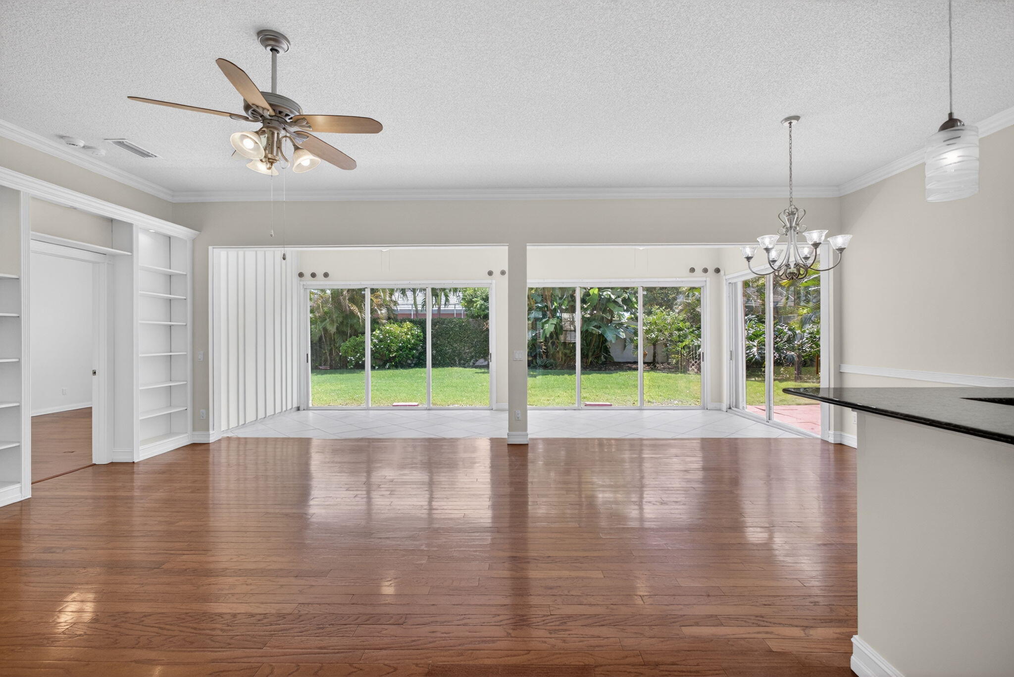 GARDEN OAKS 1 - Residential