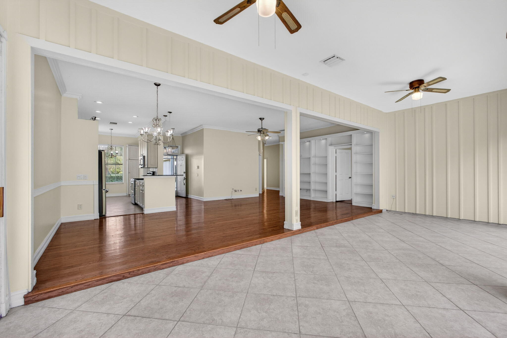 GARDEN OAKS 1 - Residential