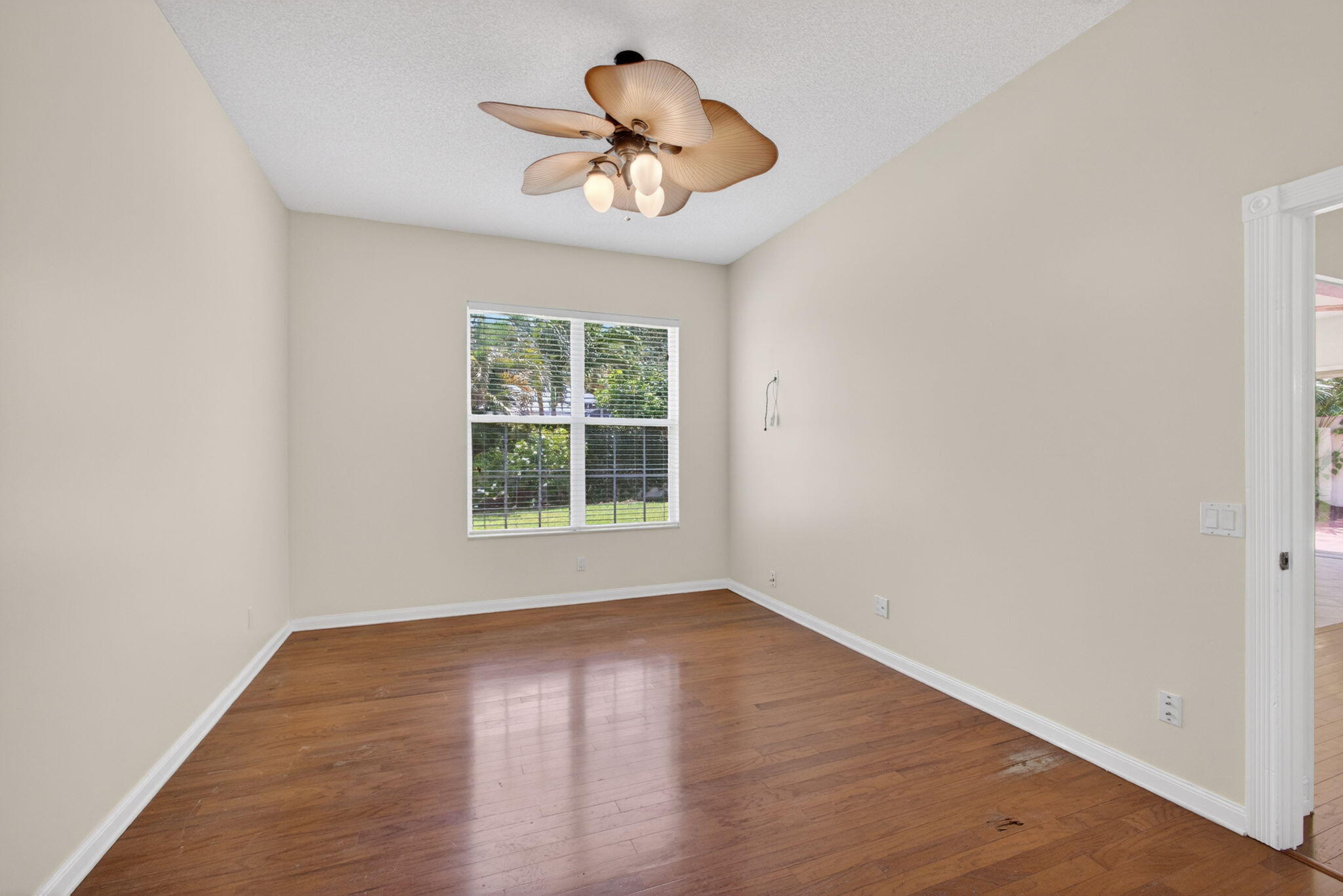 GARDEN OAKS 1 - Residential