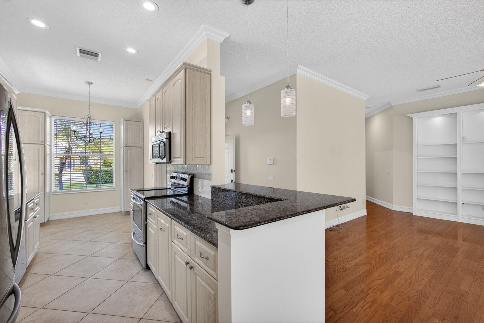 GARDEN OAKS 1 - Residential