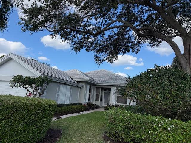 8773 Wakefield Drive