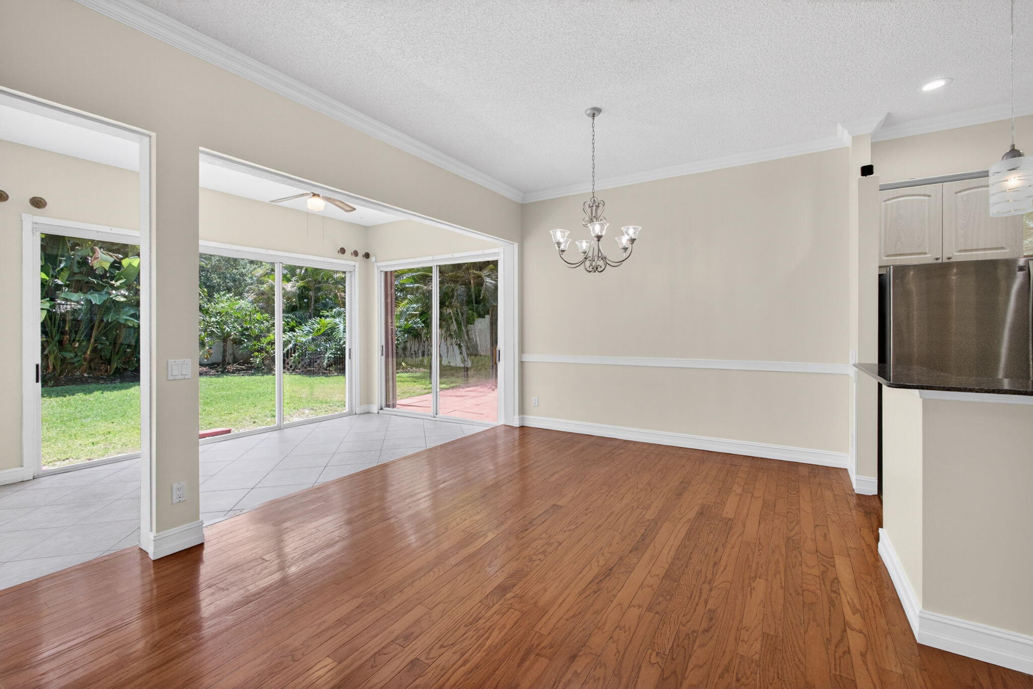 GARDEN OAKS 1 - Residential