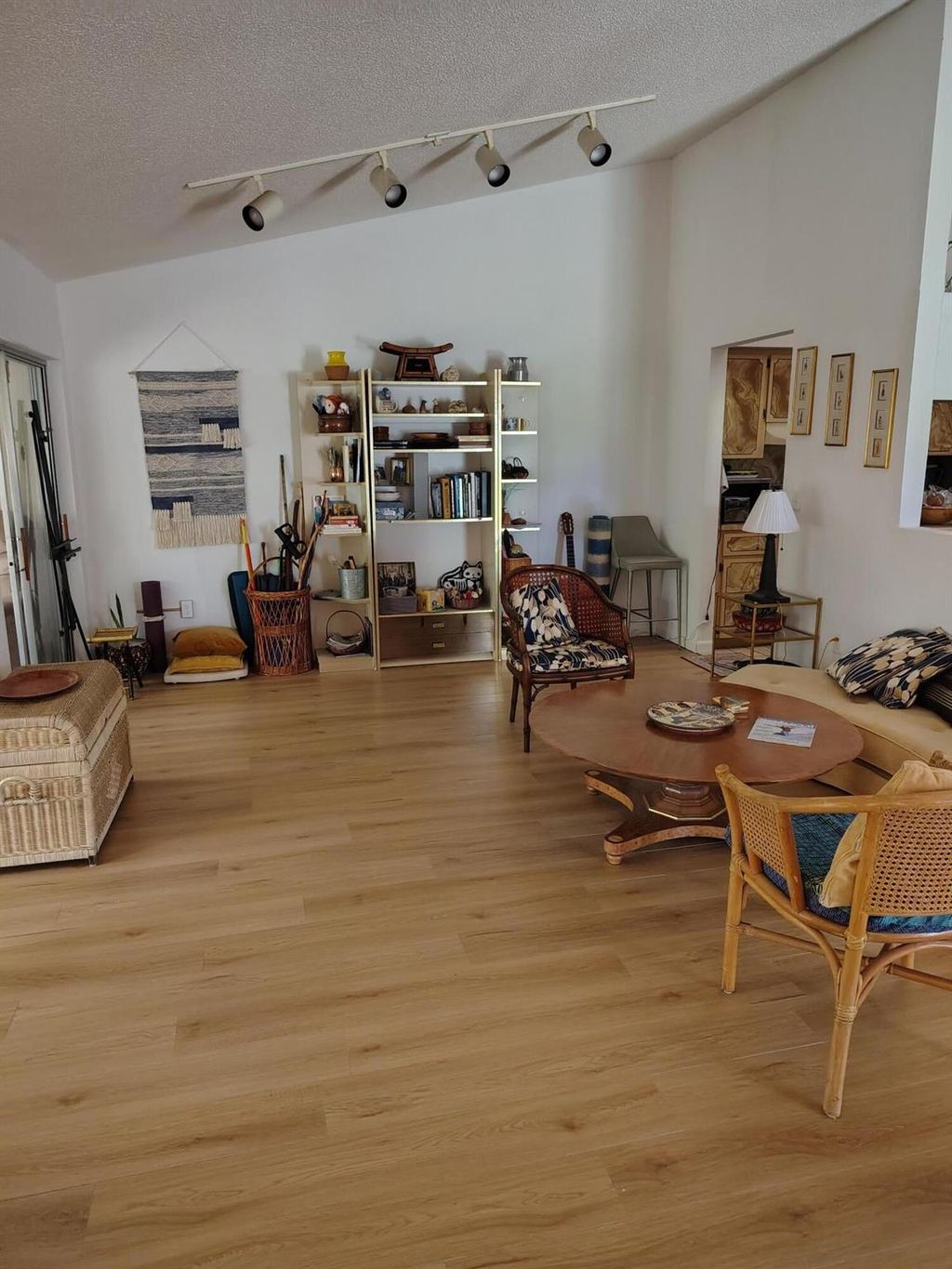 Photo of 125 Ramblewood Circle, Royal Palm Beach, FL 33411 (MLS # R11147047)