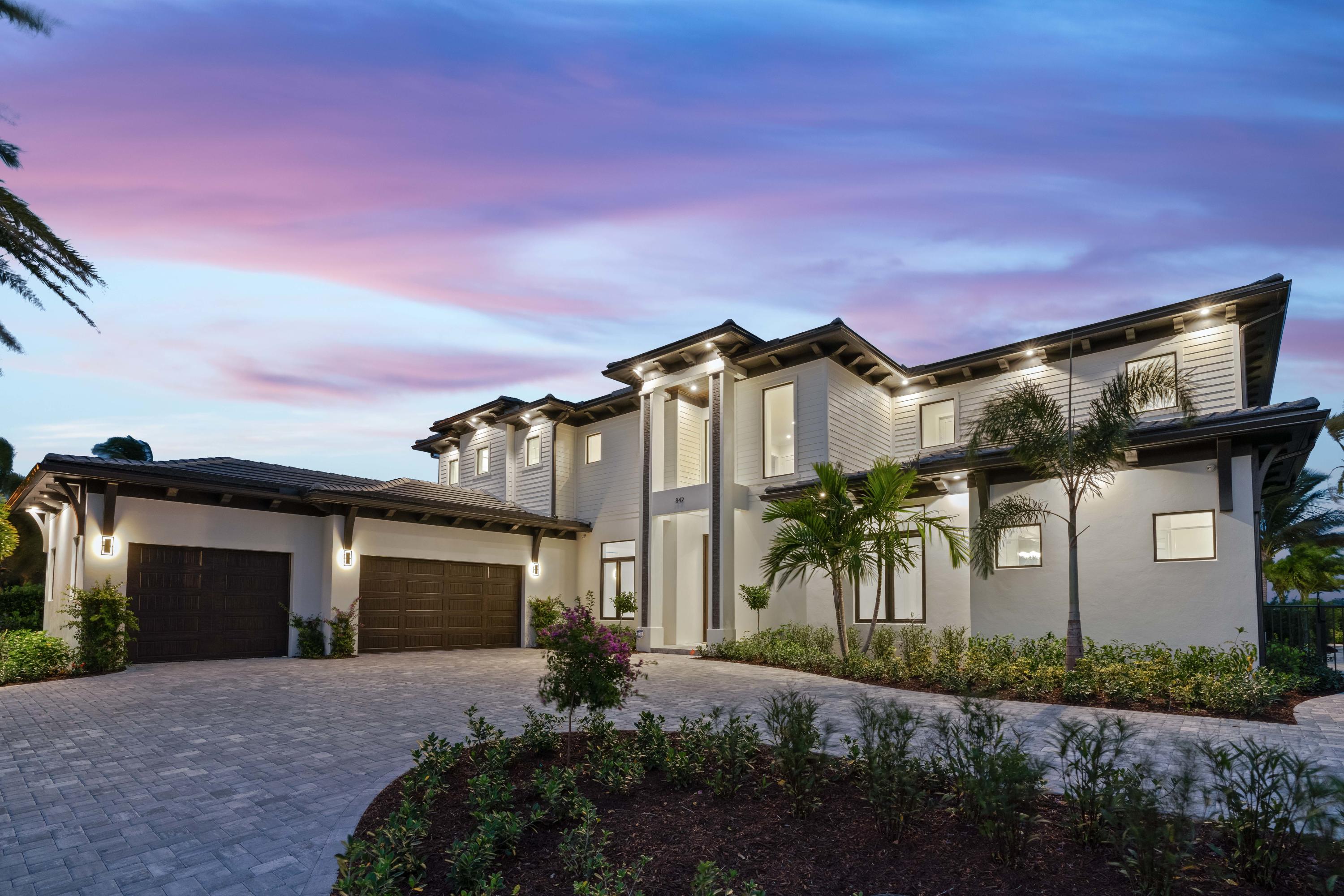 YACHT CLUB - Residential