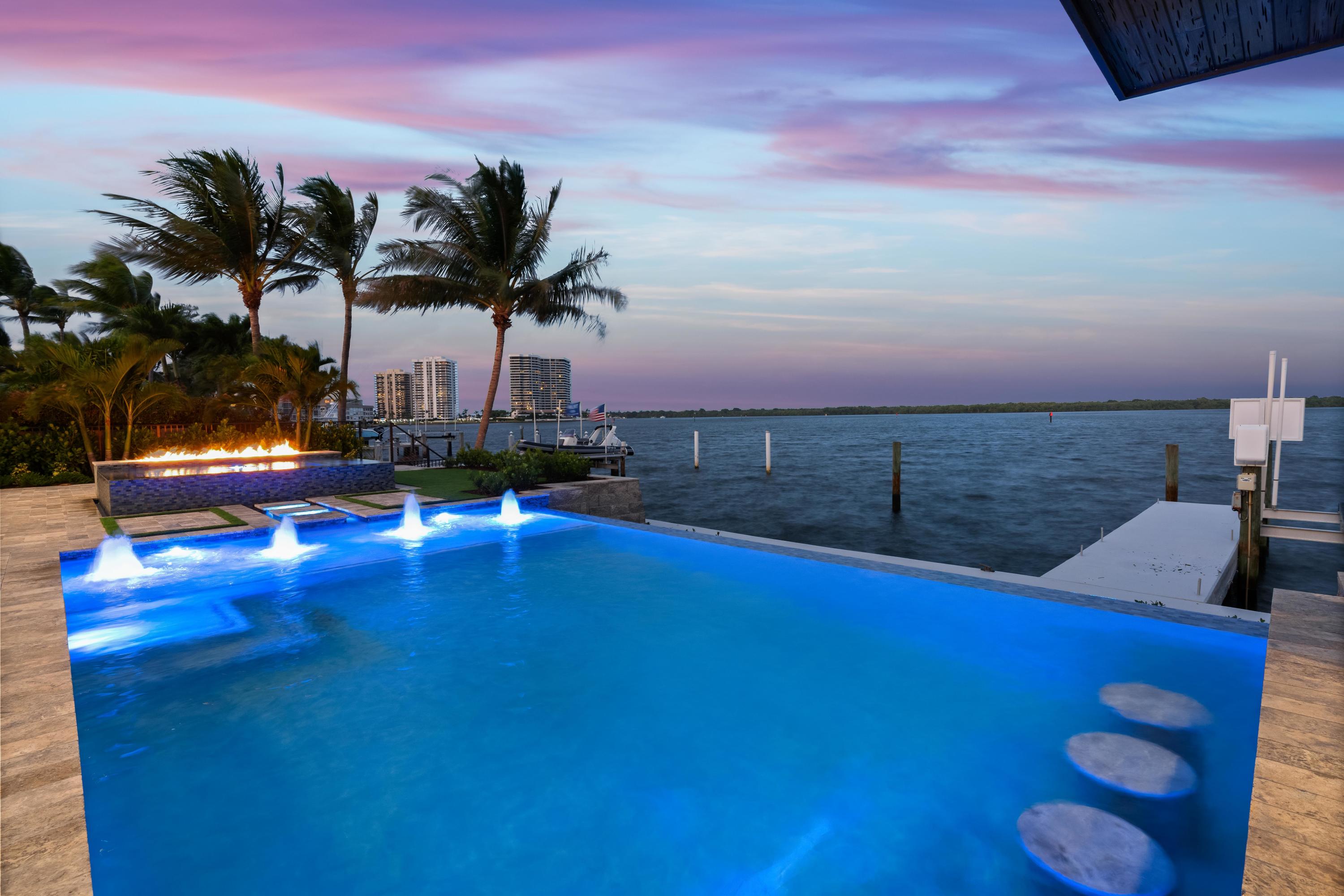 YACHT CLUB - Residential