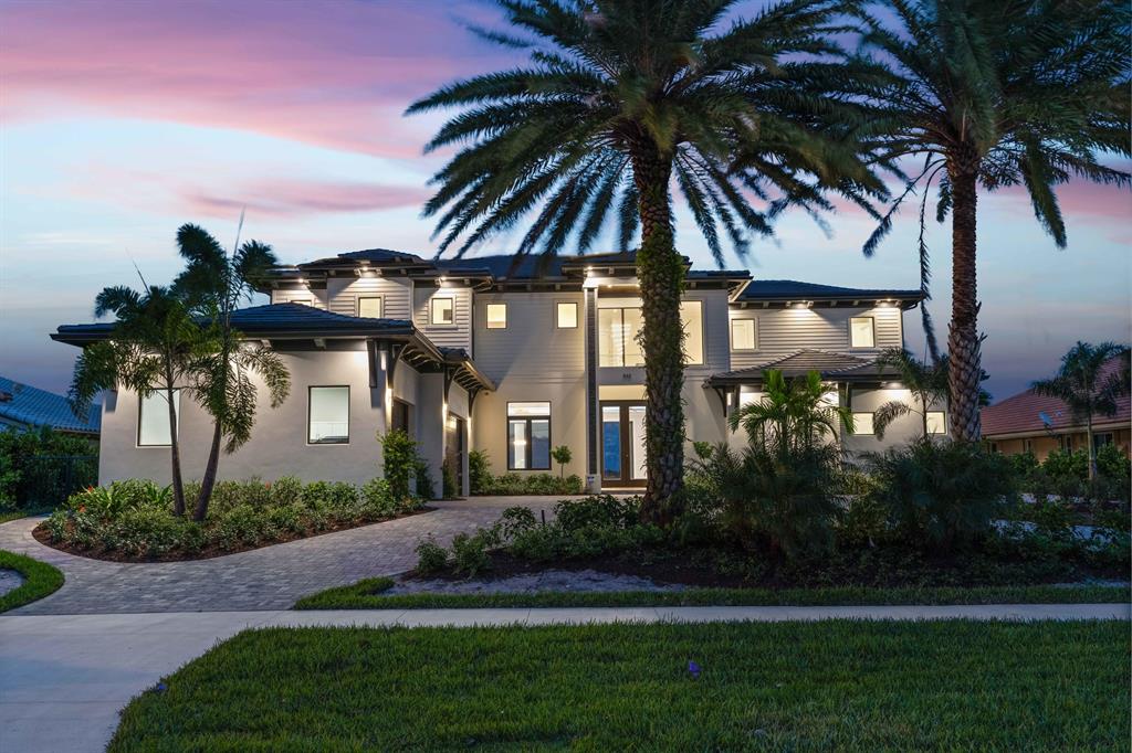 YACHT CLUB - Residential