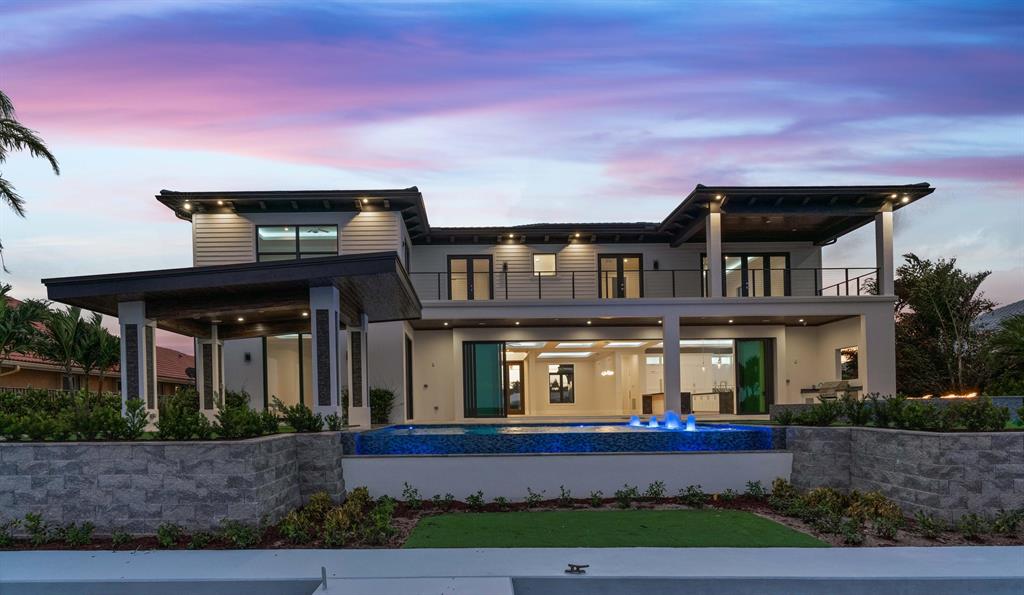 YACHT CLUB - Residential