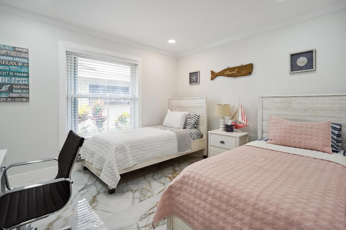 PALM BEACH GARDENS 6 - Residential Lease