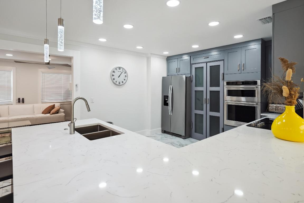 PALM BEACH GARDENS 6 - Residential Lease