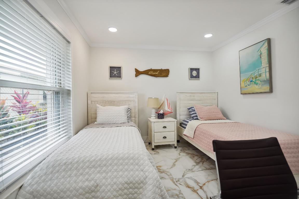 PALM BEACH GARDENS 6 - Residential Lease