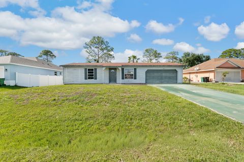113 SW Starfish Avenue Port St Lucie FL 34984