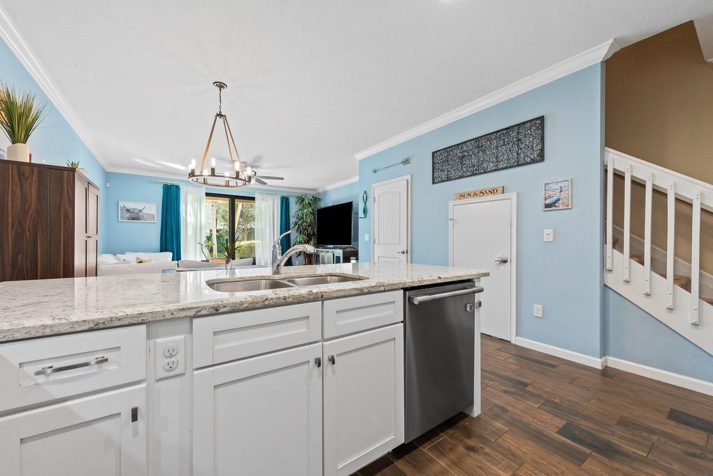 Photo of 4208 N Dixie Highway #21, Oakland Park, FL 33334 (MLS # F10486281)