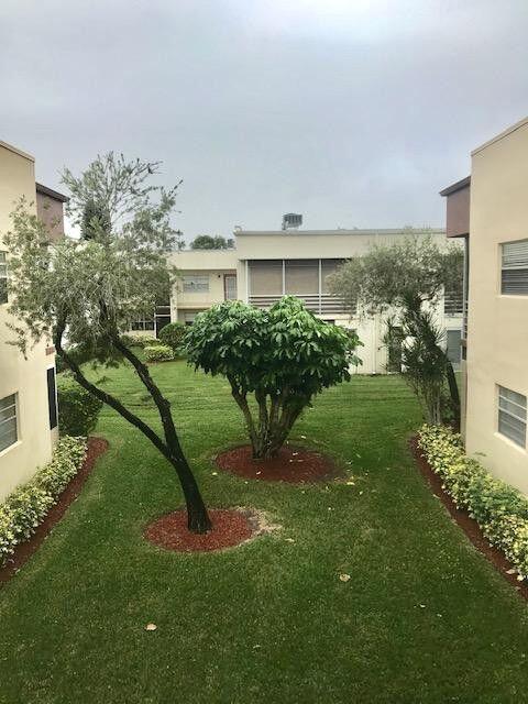 KINGS POINT NORMANDY COND - Residential Lease