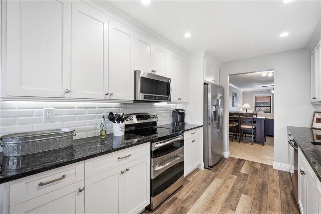 PARK PLACE OF WELLINGTON - Residential