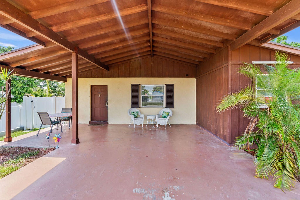1102 Florence Road