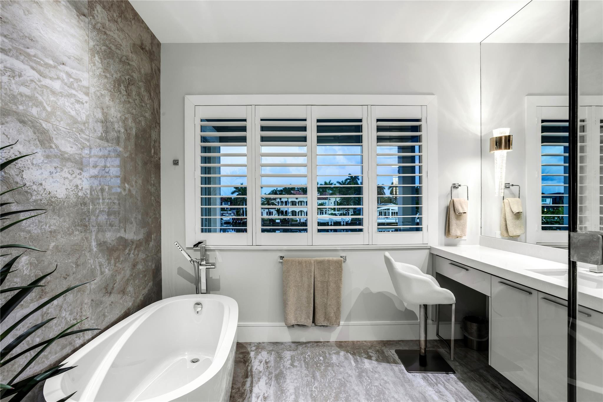 LAKE PLACID - Residential