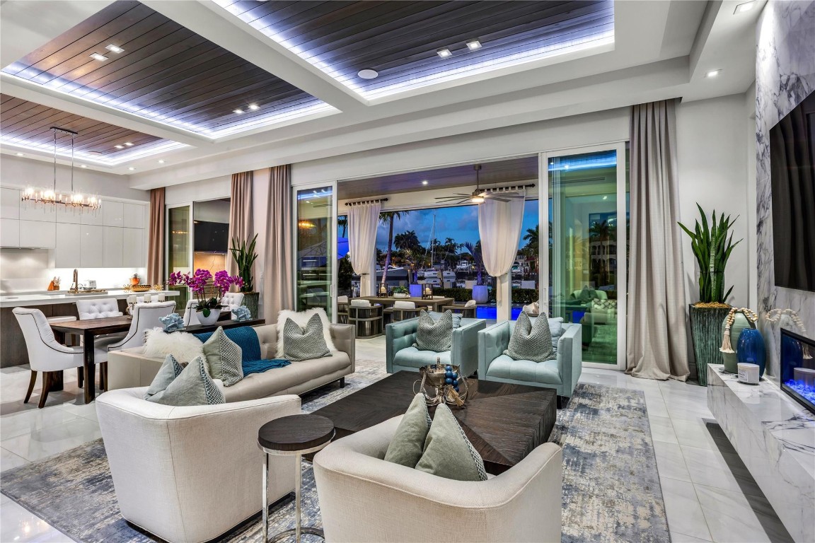 LAKE PLACID - Residential