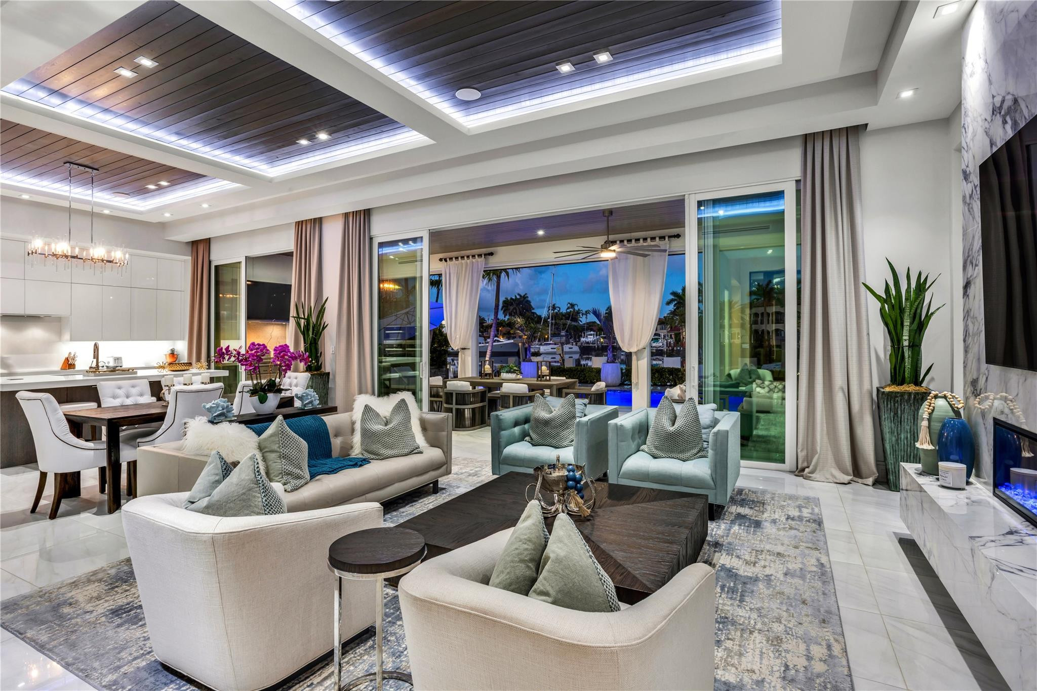 LAKE PLACID - Residential