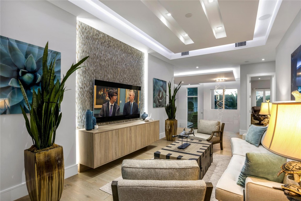 LAKE PLACID - Residential