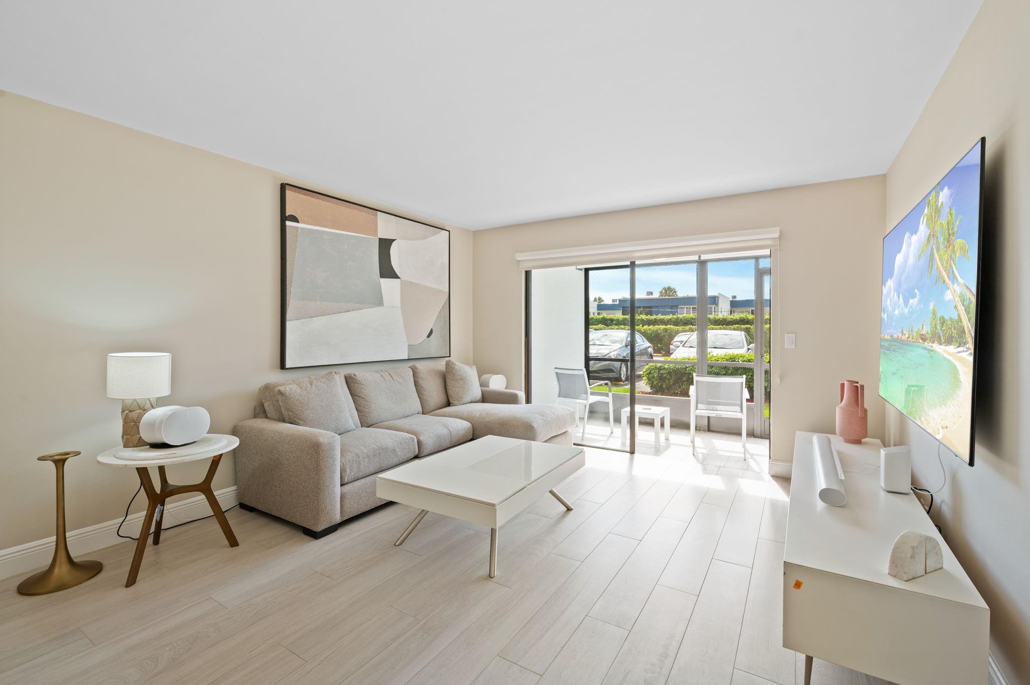 15451 Pembridge Dr 206