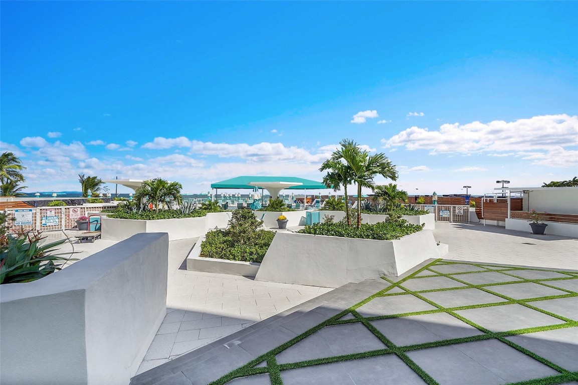 Parker Tower condominium - Residential