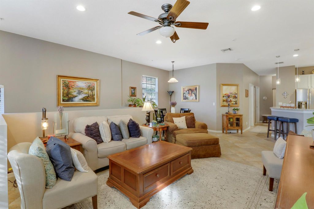 Photo of 110 Lighthouse Circle #H, Tequesta, FL 33469 (MLS # R10962702)