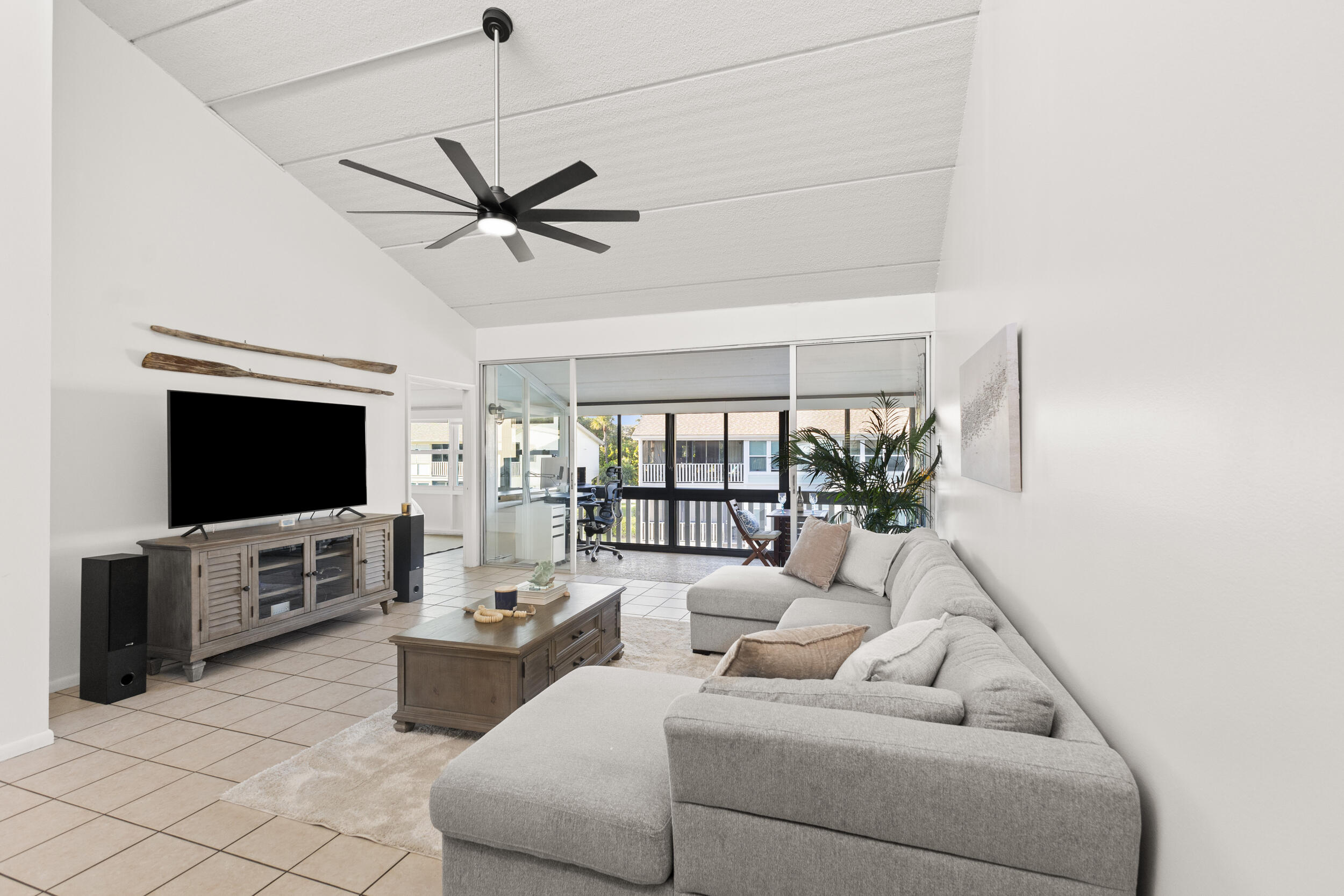 1456 NE Ocean Boulevard 9-202