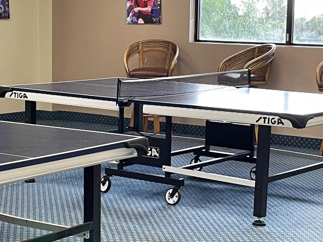 HOLLYBROOK GOLF & TENNIS - Residential