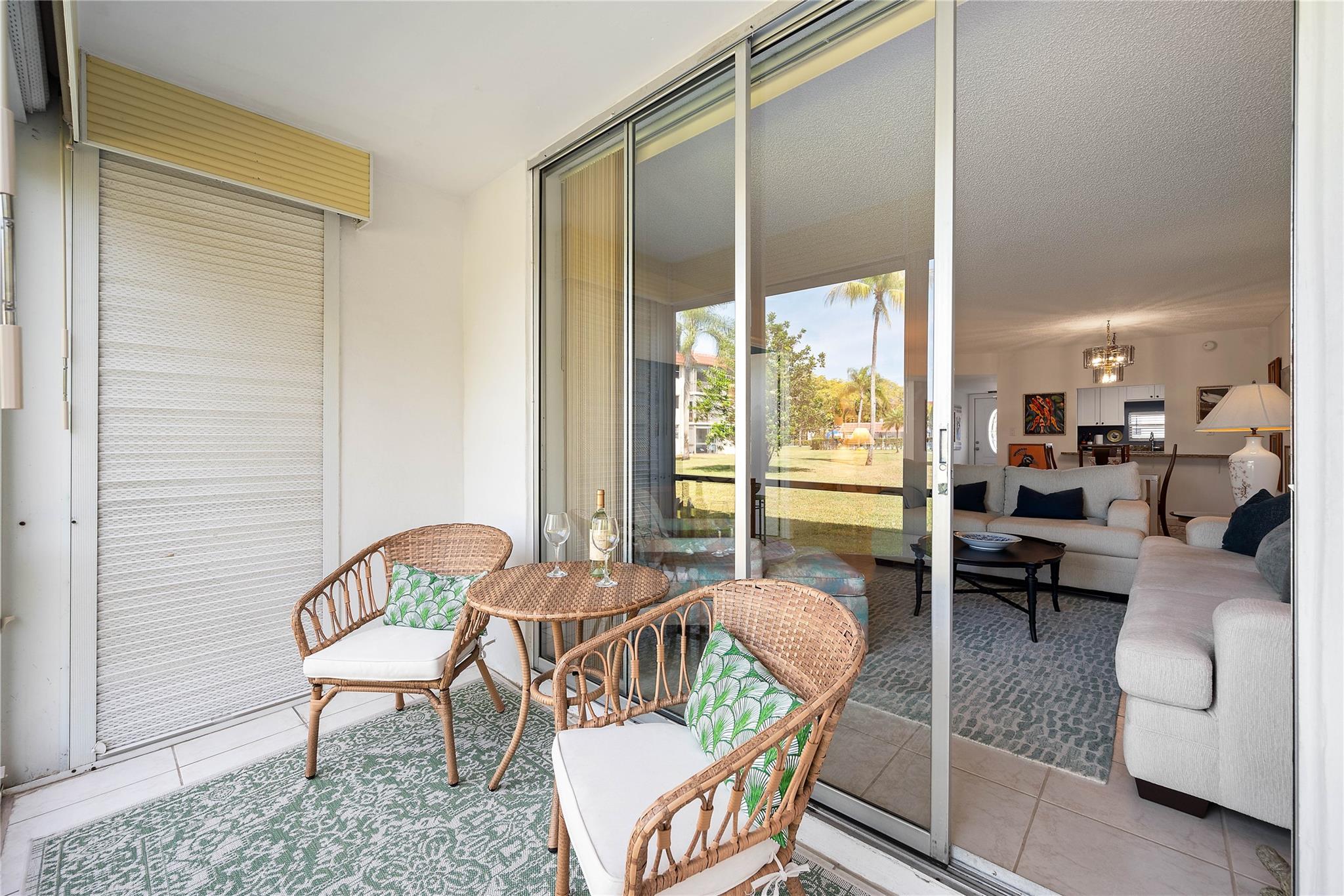 HOLLYBROOK GOLF & TENNIS - Residential