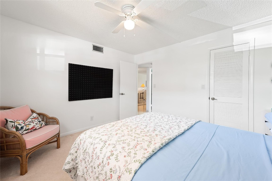 HOLLYBROOK GOLF & TENNIS - Residential