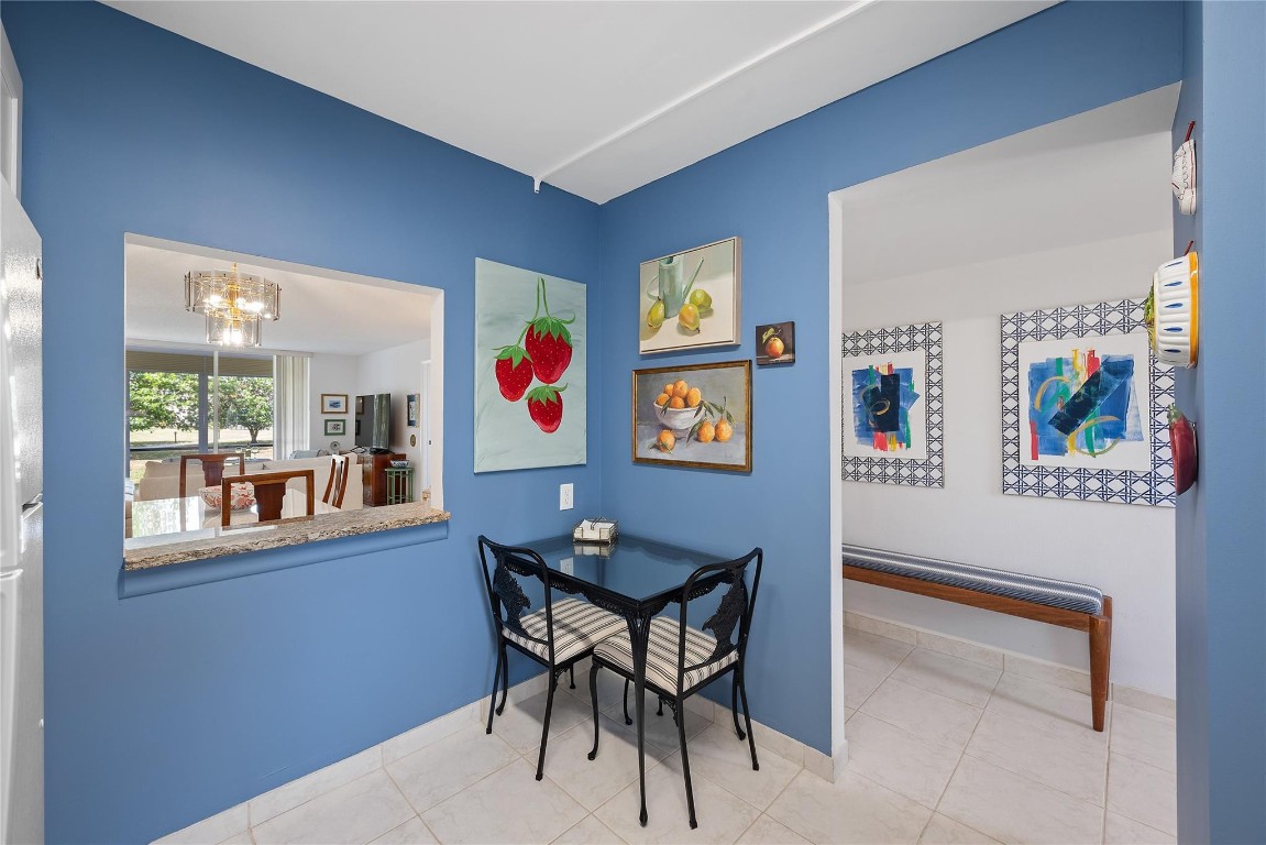 HOLLYBROOK GOLF & TENNIS - Residential