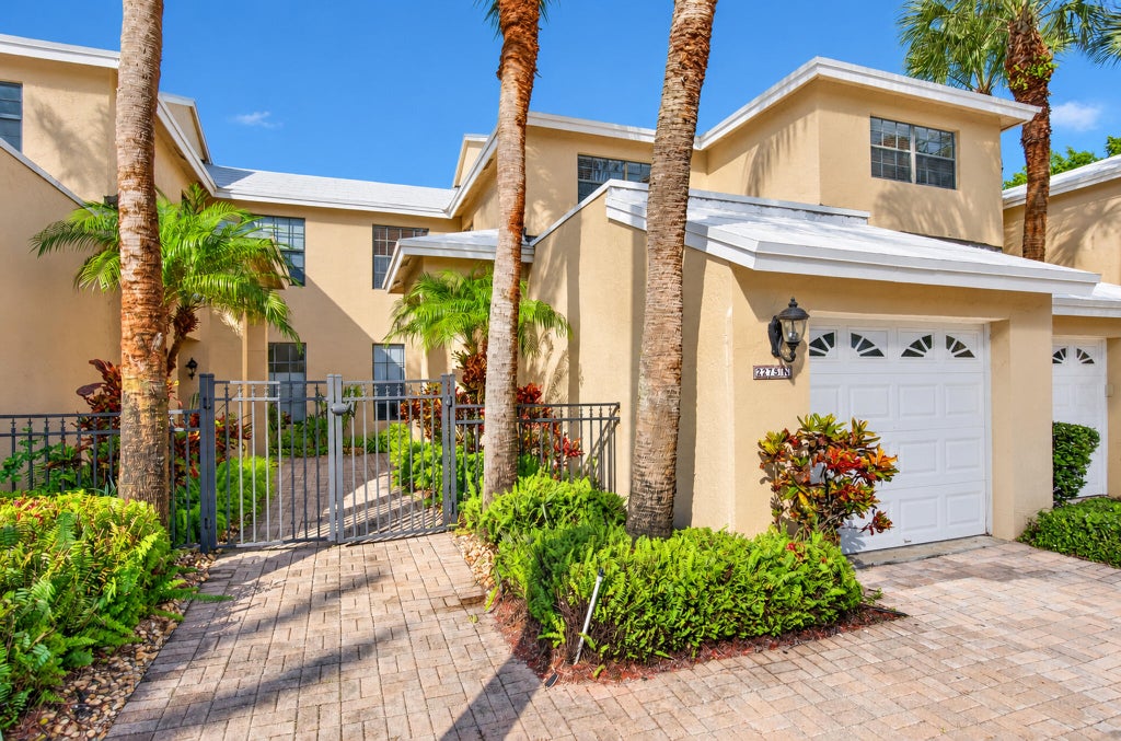 Photo of 22751 MANDEVILLE Place #F, Boca Raton, FL 33433 (MLS # B26094484)