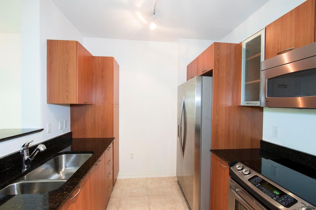 Photo of 700 E Boynton Beach 307 Boulevard #307, Boynton Beach, FL 33435 (MLS # R11092049)